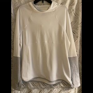 NWOT AVIA XL - GRAY IS SWEATSHIRT MATERIAL